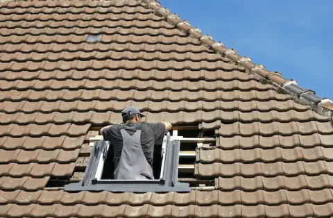 Pose de velux - Neuilly-l'Évêque